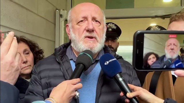 Sharon Verzeni, il padre fuori dal tribunale di Bergamo: «Speriamo di avere giustizia»