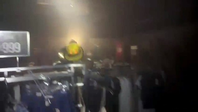 Incendio en local de videojuegos moviliza a rescatistas en Apodaca