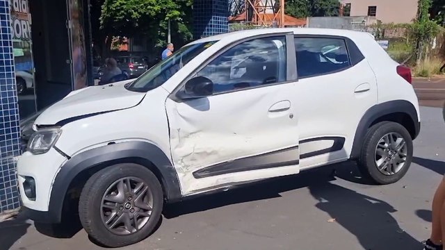 Escort que se envolveu em acidente na Rua Minas Gerais é apreendido; condutor tinha 17 anos