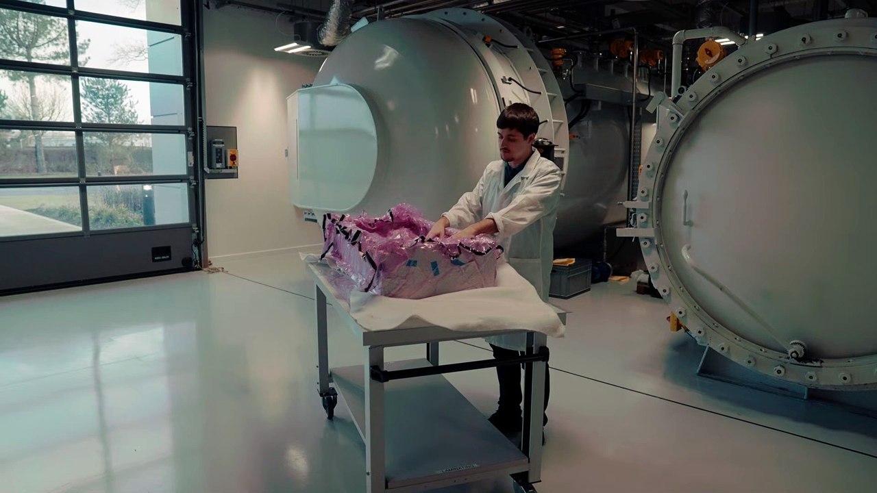 Construyendo el AMR25
