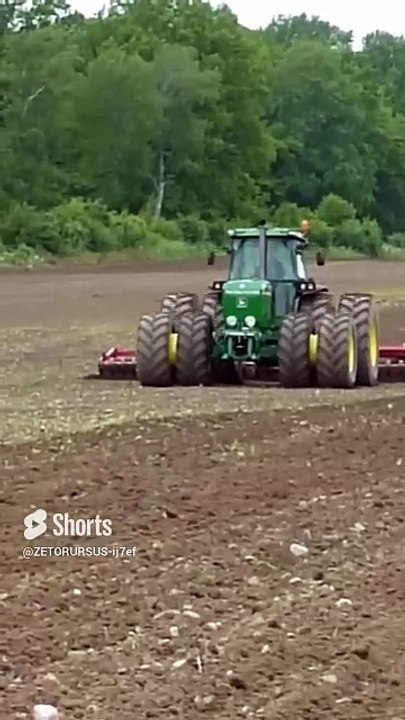 John Deere 4755