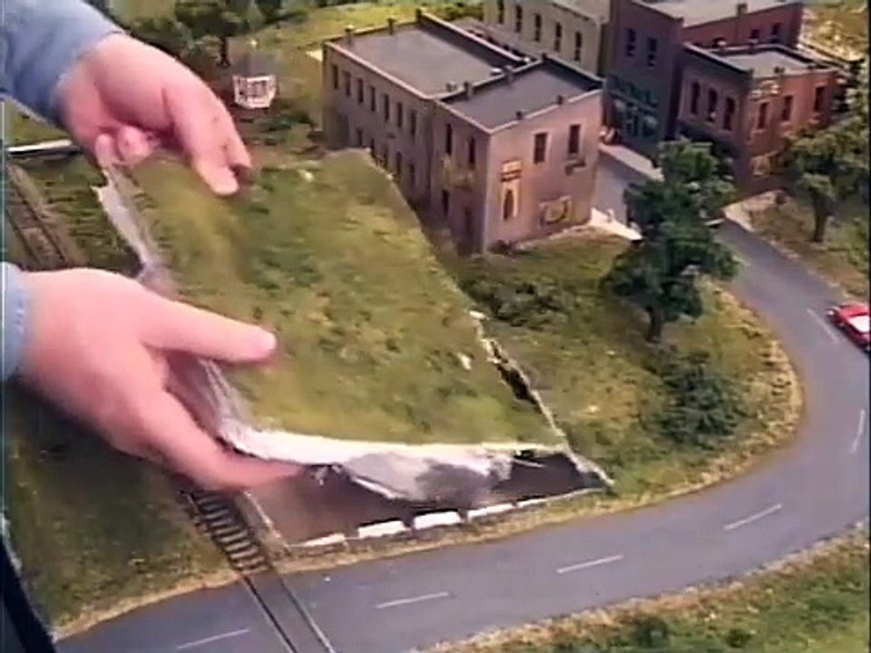 Create Level Building Sites - Model Scenery _ Woodland Scenics
