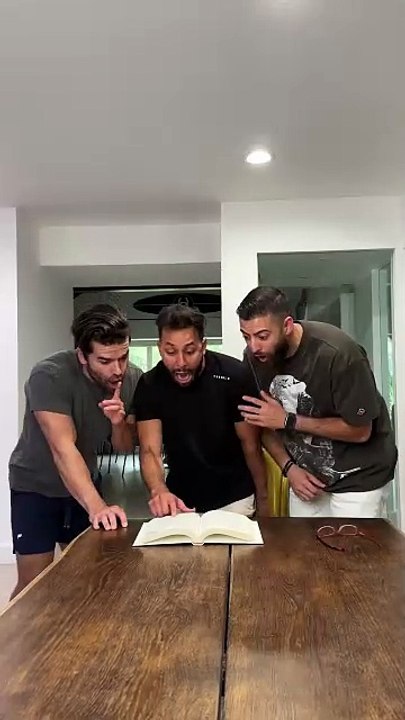 Dramatic reading of books