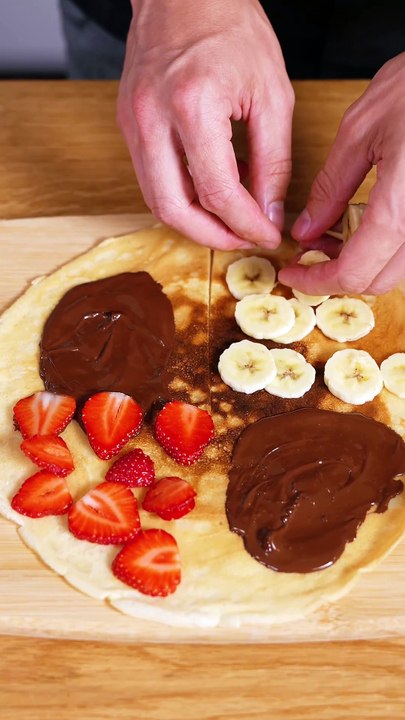 Crêpes garnies fruits & chocolat