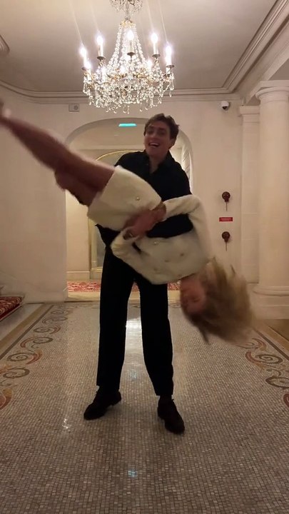 A different type of outfit check