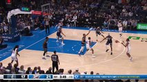 Hartenstein lands a ferocious one-handed alley-oop