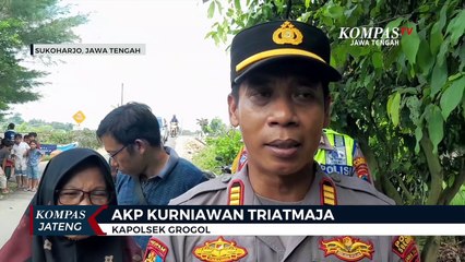 Mobil Bak Terbuka Tertabrak Kereta Api