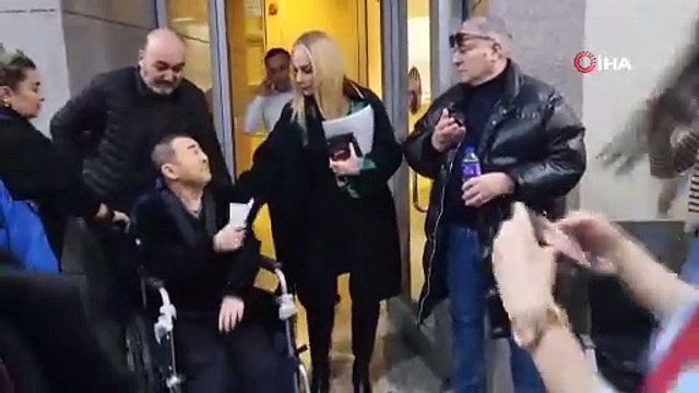 Yasadışı bahis reklamı yaptığı ve insanları teşvik ettiği iddiasıyla yargılanan Serdar Ortaç’ın davasında karar çıktı. Ortaç’ın 10 ay hapis cezasına çarptırılmasına karar verildi.