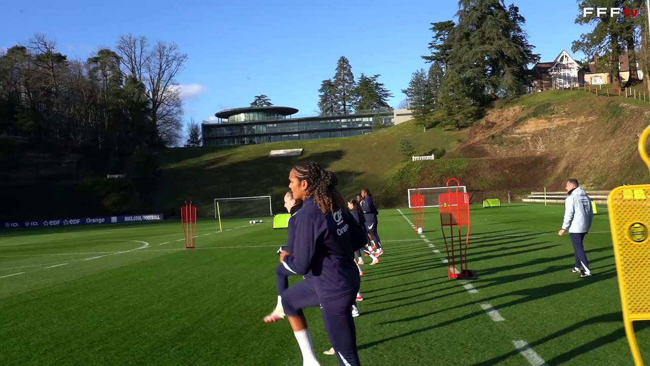 Trois jours dans la vie des Bleues : de France-Norvège (1-0) à France-Islande