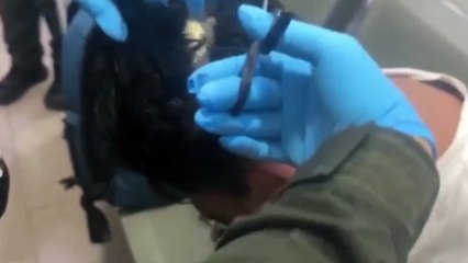Colombiano tenta levar drogas a escondidas na peruca em Aeroporto