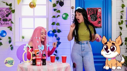 💰 vs 💸 RICH vs. POOR FIDGETS! 🎡 DIY Fidget Toys & Mean vs. Rock Girls Challenge by 123 GO! 🎭🔥