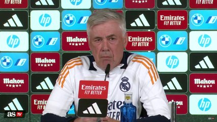 Ancelotti carga contra el calendario