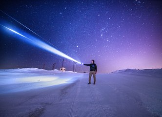 Beyaz örtünün altında yıldız şöleni! İşte böyle görüntülendi