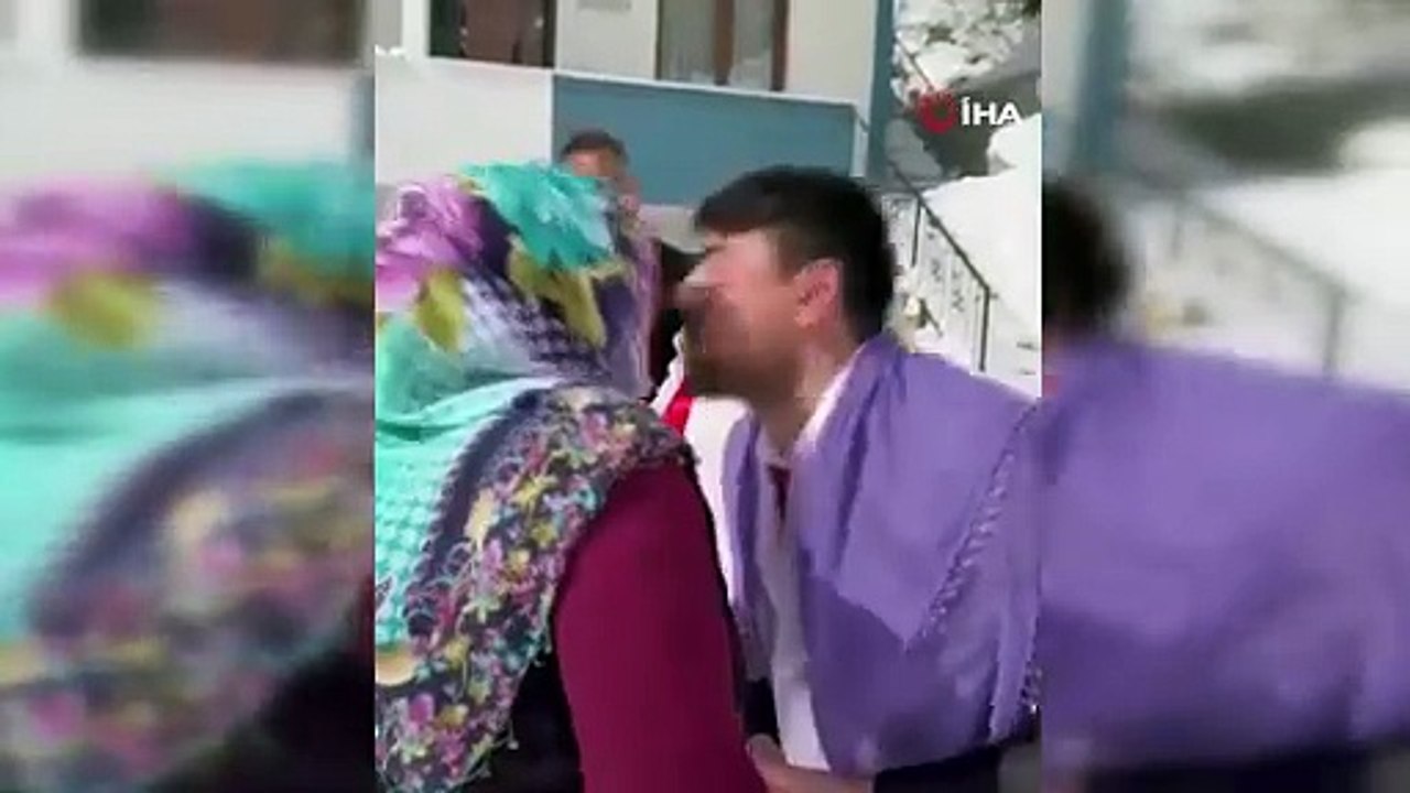 Giresun’da sıra dışı düğün: Kardan yaptığı geline ’Münire’ ismini koydu, takı töreni yaptı