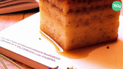 Gâteau aux pignons et miel de lavande
