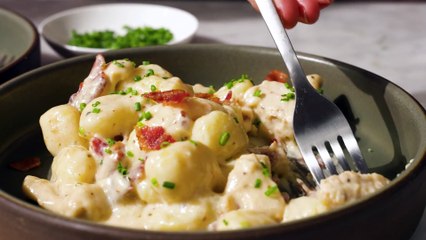 One-Pan Chicken Bacon Gnocchi Has All Of Our Favorite Things