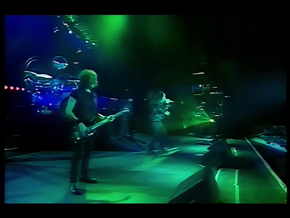 Black Sabbath - Iron Man (Cross Purposes Live) [4K Remastered AI Upscaled]