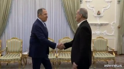 Il ministro russo Lavrov a Teheran per colloqui con Pezeshkian