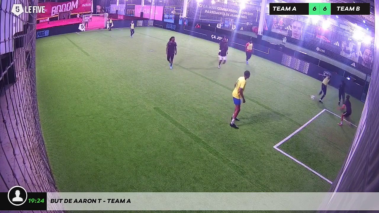 But de Aaron T - Team A