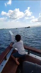 VÍDEO: Lancha é vista em chamas no Monte Serrat, em Salvador