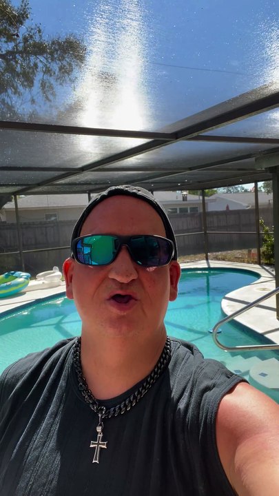 good afternoon just beautiful day Shawn living life at 50 welcome to my backyard Tuesday February 25 2025 67° Here in Dunedin, Florida next to Clearwater have a great night take care  much love
