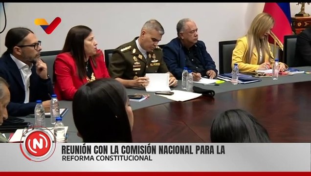 Comisión Nacional para la Reforma Constitucional debate estrategias para el desarrollo del país