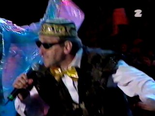 [Słaba jakość] 2 - fragment festiwalu w Mrągowie - 30.07.1998