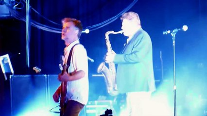 Moving Pictures - Bustin Loose