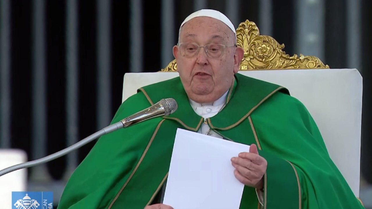El Papa sigue en estado "crítico" pero estable y sin nuevas crisis respiratorias
