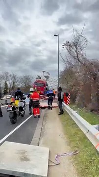Meurthe-et-Moselle : Un convoi exceptionnel de 165 tonnes bascule sur un pont, frôlant la catastrophe