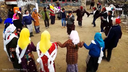 Những Hủ Tục Phụ Nữ Xinh Đep Về Tình Yêu Và Hôn Nhân Của Các Bộ Tộc Kỳ Lạ Trên Thế Giới