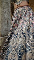 Eid Outfits for Women | upto 50% Off | Frontier Raas