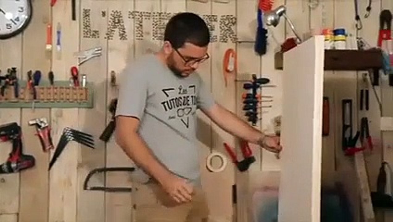 DIY : fabriquer un lit avec des étagères IKEA