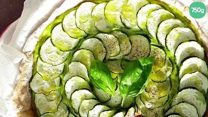 Tarte à la courgette et crème de courgettes au basilic