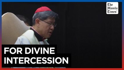 PH Cardinal Tagle leads prayer for Pope Francis at St Peter's Square