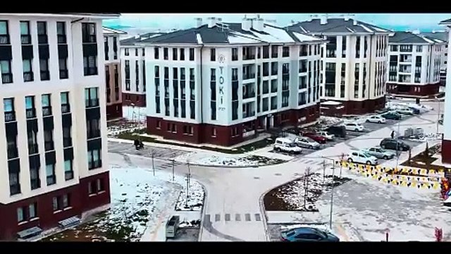 Bakan Kurum'dan Özgür Özel'e Videolu 'Deprem Konutları' Göndermesi: 23 Yıldır Böyle
