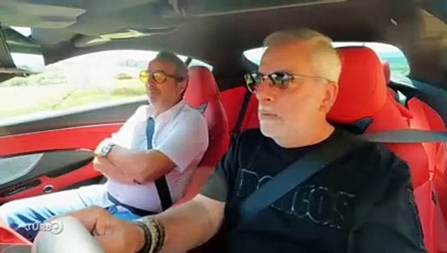 Sur les routes du Beaujolais en Maserati GranTurismo et MC20 - Emission TURBO du 18/06/2023