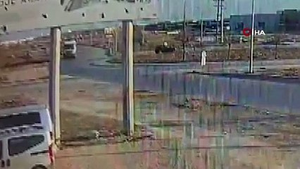 Konya'da 1 polis şehit olduğu, 2 polisin de yaralandığı trafik kazası kamerada