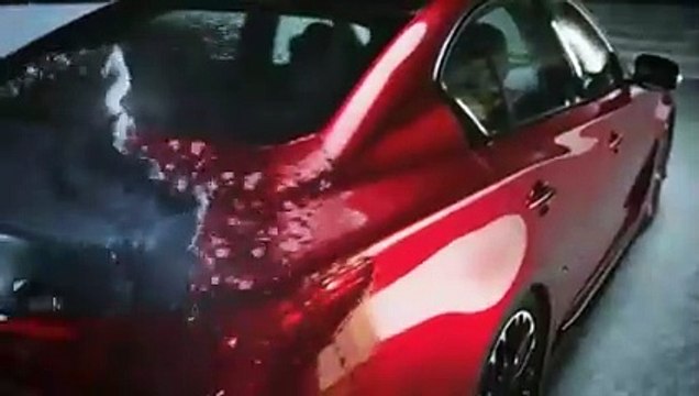 Vidéo : l'Infiniti Q50 se transforme en Eau Rouge !