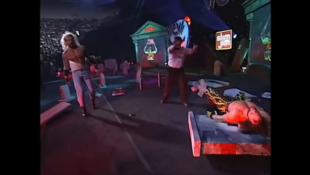 WCW Halloween Havoc 1997 - Randy Savage vs Diamond Dallas Page (Las Vegas Sudden Death Match)
