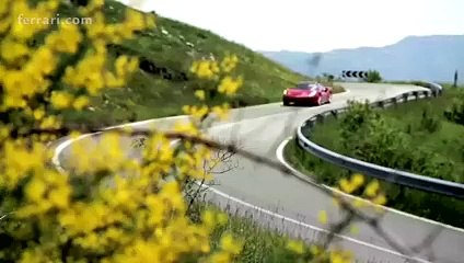 La Ferrari 488 GTB s'offre une petite virée sur route