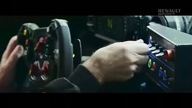 Jean Ragnotti au volant de la Renault Sport RS01 Interceptor