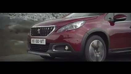 Le Peugeot 2008 restylé de la terre au bitume