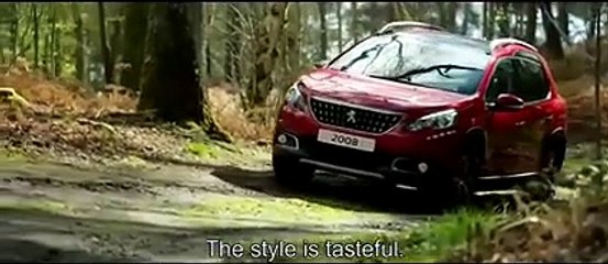 Stéphane Peterhansel teste le Peugeot 2008 restylé