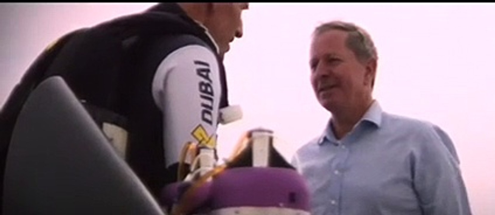 La Jaguar XJR en duel avec l’homme volant