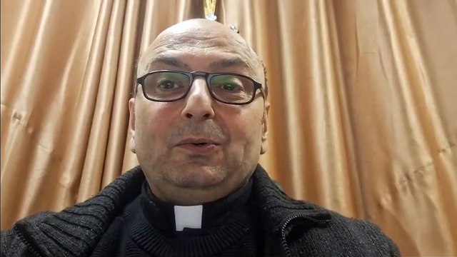 Papa Francesco, il parroco di Gaza: Ci ha chiamato ancora, prega per la pace - Video