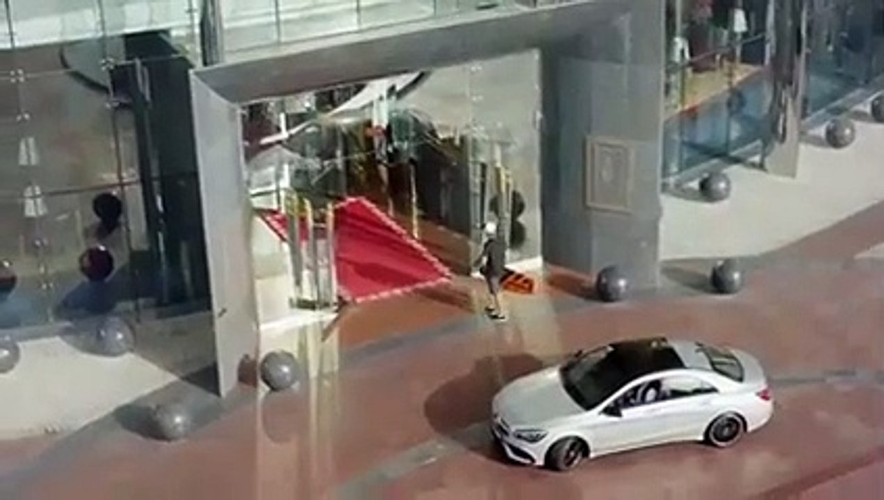 Avec Mercedes-AMG et XDubaï, sport extreme et automobile font bon ménage