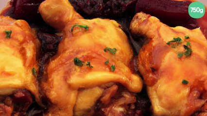 Chapon aux airelles et sauce au vin rouge