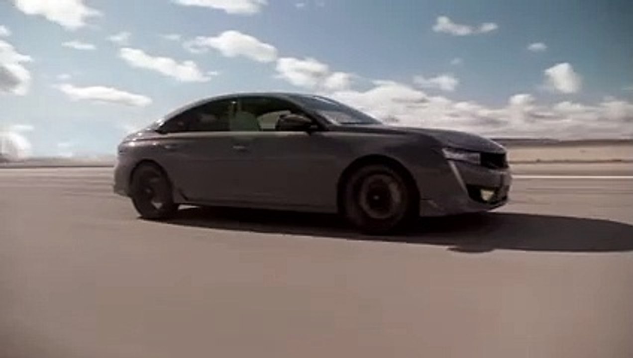 Les 400 chevaux du concept 508 Peugeot Sport Engineered en action