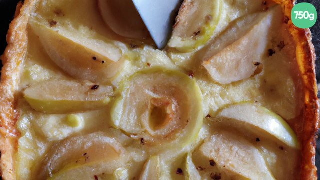 Tarte sucrée-salée aux poires et reblochon